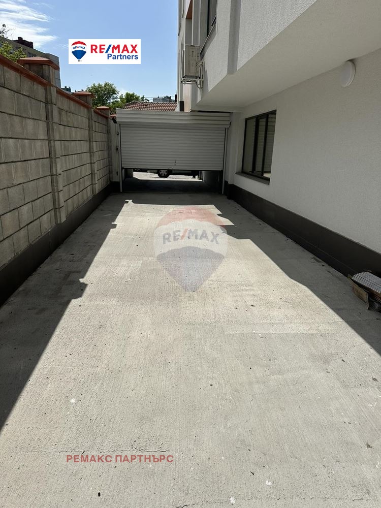 Дава под наем  Паркомясто град Варна , Аспарухово , 42 кв.м | 84384367 - изображение [2]