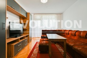 1 chambre Poligona, Sofia
