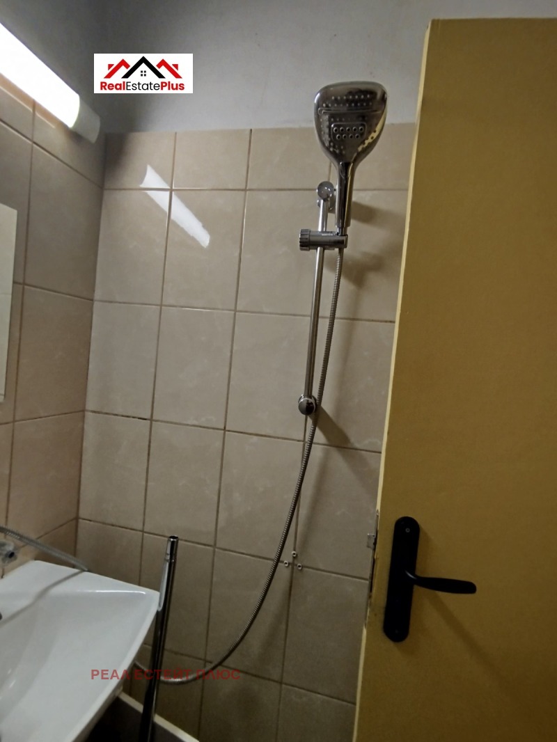 Zu vermieten  1 Schlafzimmer Plewen , Idealen zentar , 70 qm | 19013329 - Bild [7]
