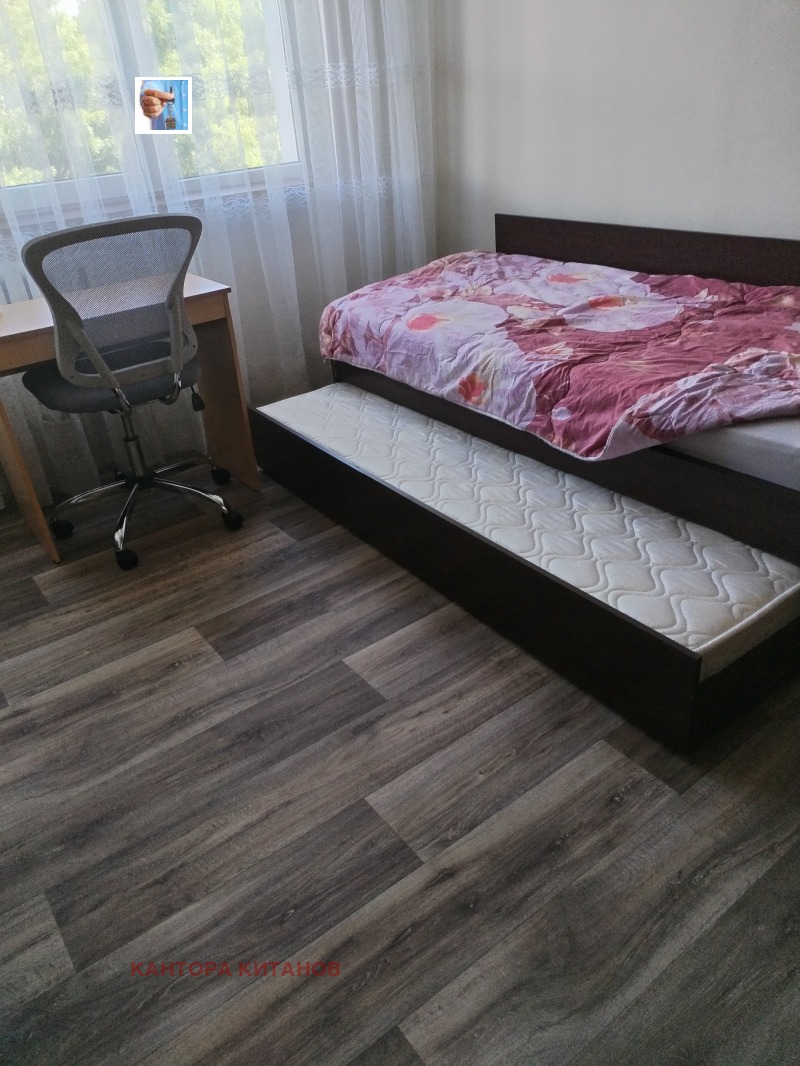 Zu vermieten  2 Schlafzimmer Sofia , Fondowi schilishta , 89 qm | 29486961 - Bild [7]
