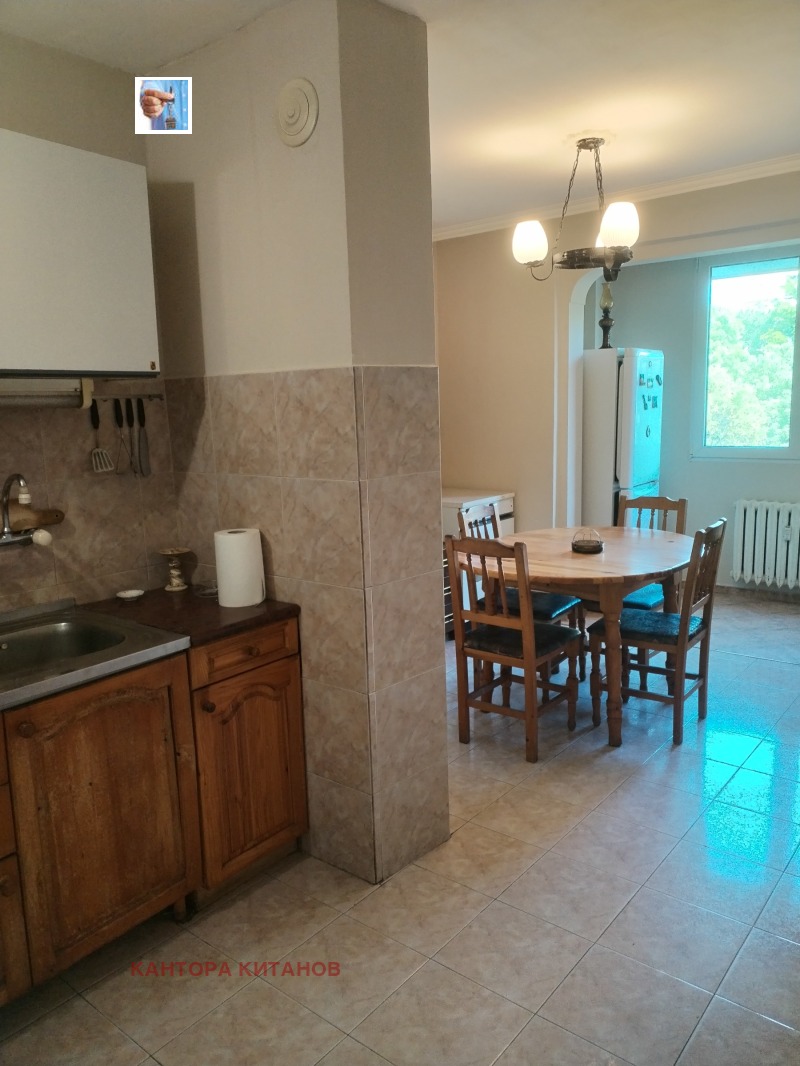 Zu vermieten  2 Schlafzimmer Sofia , Fondowi schilishta , 89 qm | 29486961