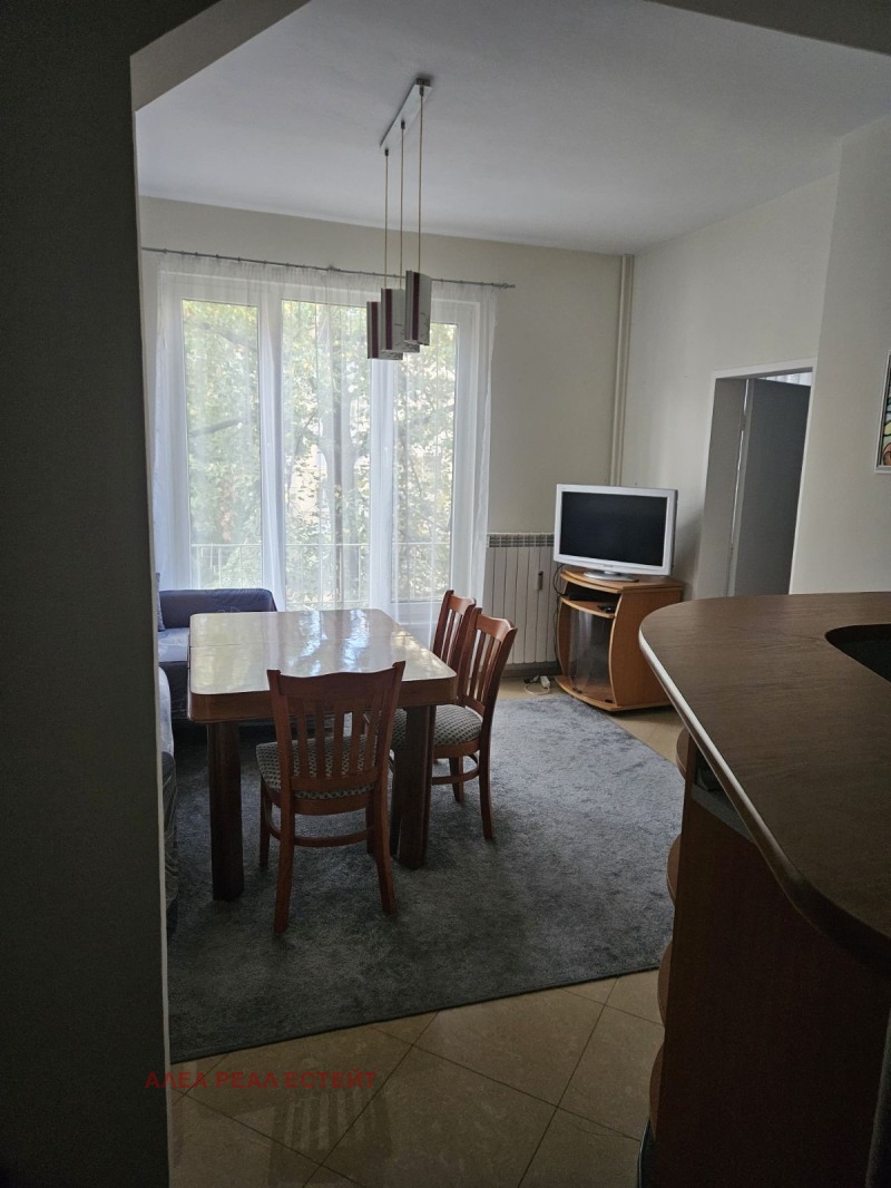 Дава под наем 3-СТАЕН, гр. София, Медицинска академия