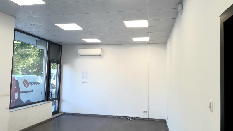 En renta  Oficina Dobrich , Tsentar , 72 metros cuadrados | 18448363 - imagen [2]