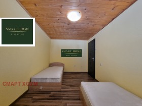 Hus Gulv Tsentar, Veliko Tarnovo 11