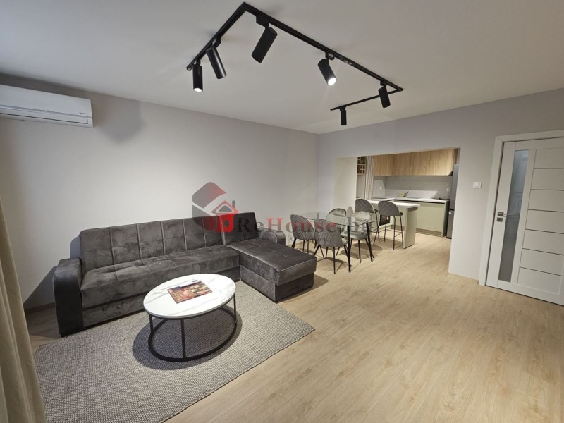 Zu vermieten  1 Schlafzimmer Warna , WINS-Tscherwen ploshtad , 80 qm | 12182536