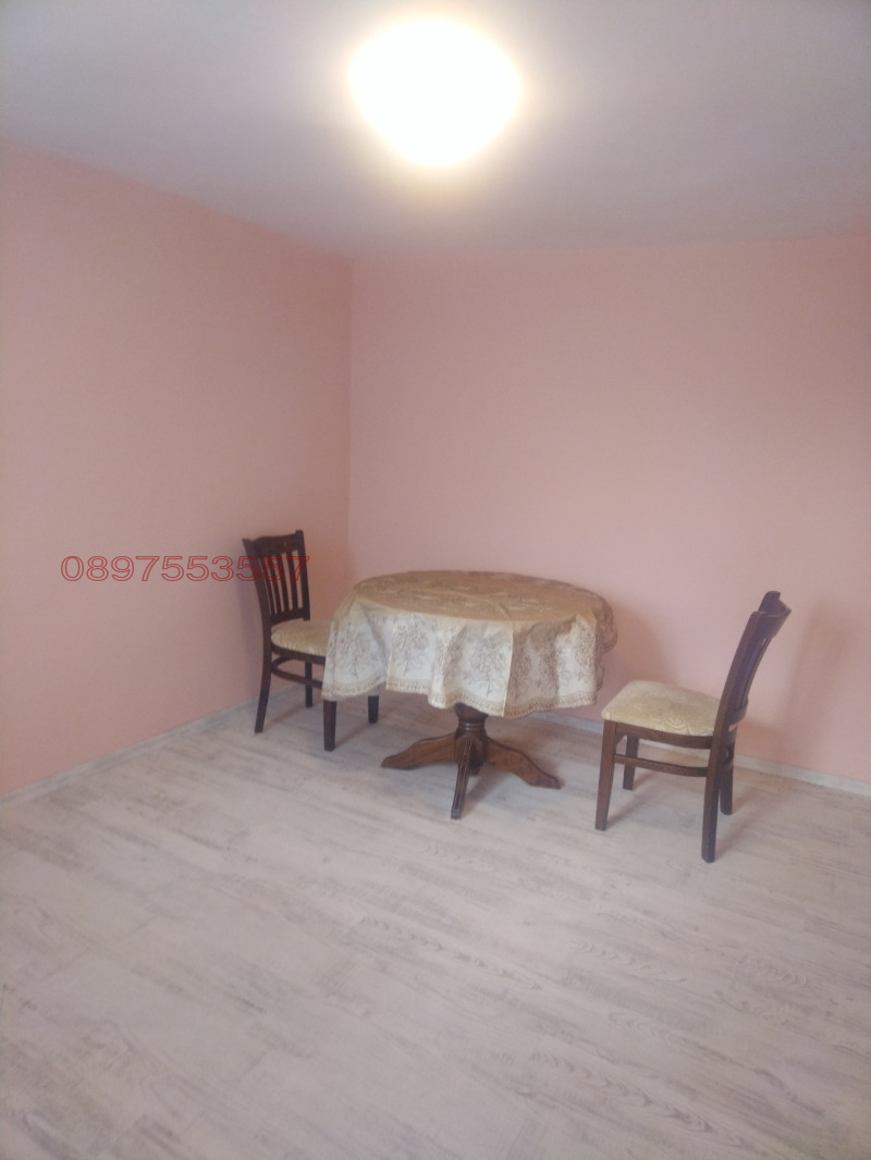 Дава под наем КЪЩА, гр. Разград, Абитрус, снимка 12 - Къщи - 53164885