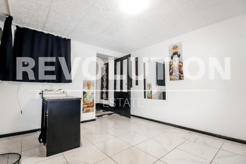 Do wynajęcia  Biuro Warna , Kolchozen pazar , 30 mkw | 76952389 - obraz [3]