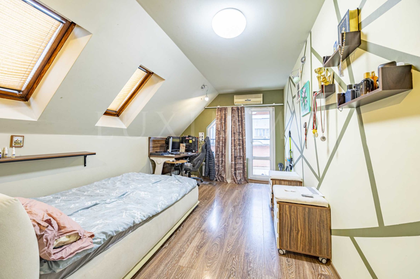 Дава под наем 4-СТАЕН, гр. София, Оборище, снимка 12 - Апартаменти - 53744182