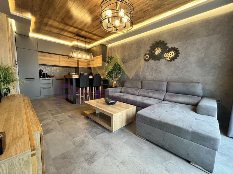 Zu vermieten  1 Schlafzimmer Warna , Briz , 65 qm | 94822429
