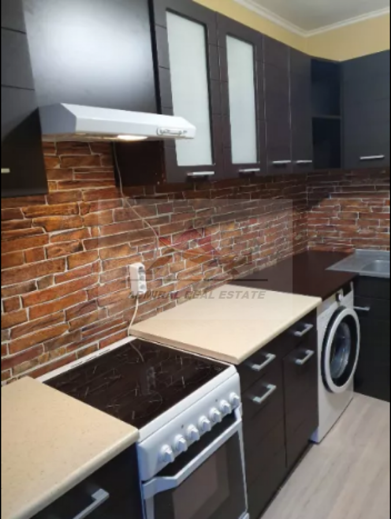 De inchiriat  2 dormitoare Varna , Țentâr , 62 mp | 25042547