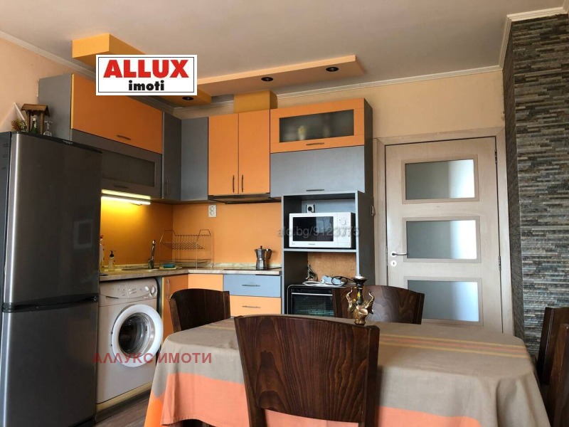 Дава под Наем 3-СТАЕН в град Русе, Център - 70 кв.м / 430 € » 841.01 лв., АЛЛУКС ИМОТИ