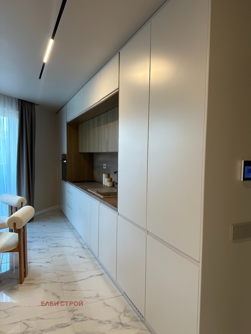 Do wynajęcia  1 sypialnia Pernik , Iztok , 81 mkw | 36364918 - obraz [3]