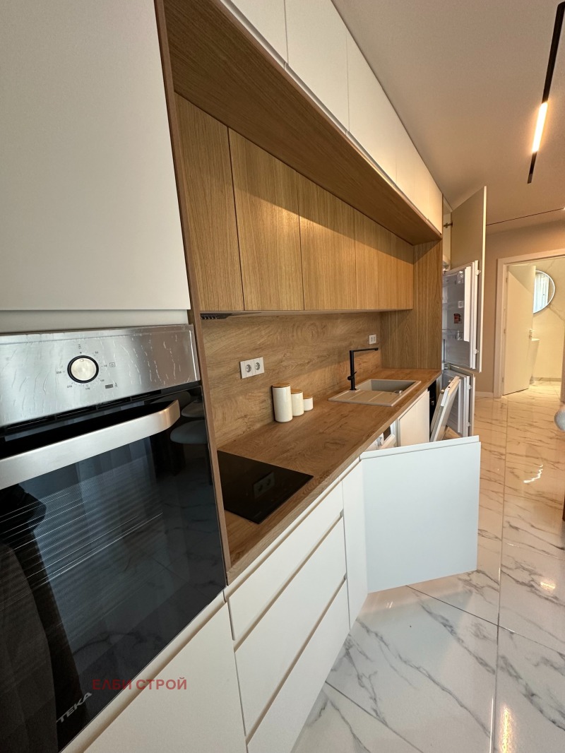 Do wynajęcia  1 sypialnia Pernik , Iztok , 81 mkw | 36364918 - obraz [4]