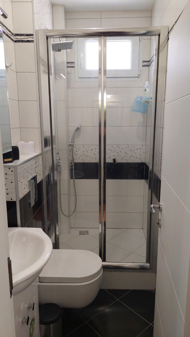 De inchiriat  Casa Plovdiv , Țentâr , 70 mp | 32523097 - imagine [4]
