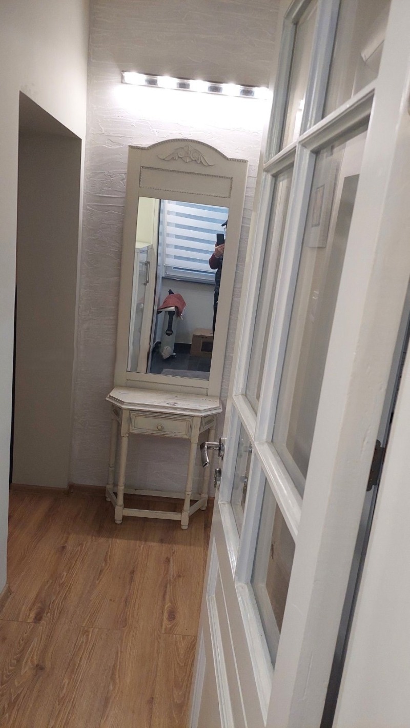 De inchiriat  Casa Plovdiv , Țentâr , 70 mp | 32523097 - imagine [10]