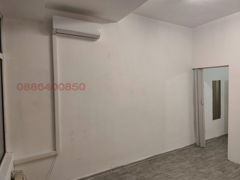 Дава под наем МАГАЗИН, гр. Пловдив, Кършияка, снимка 2 - Магазини - 53171151