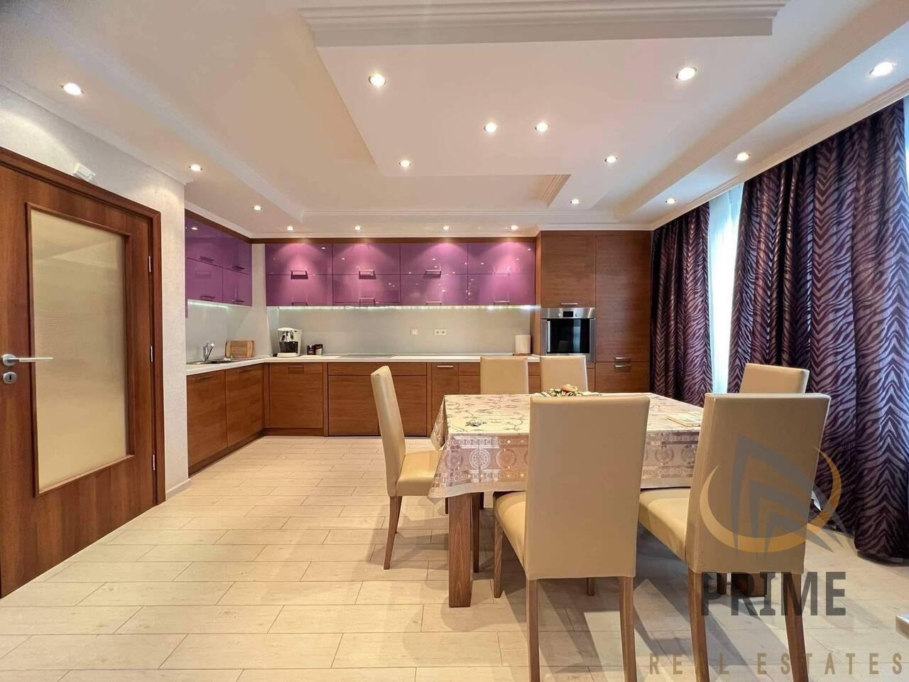 Дава под наем 2-СТАЕН, гр. Бургас, Изгрев, снимка 2 - Апартаменти - 54361119