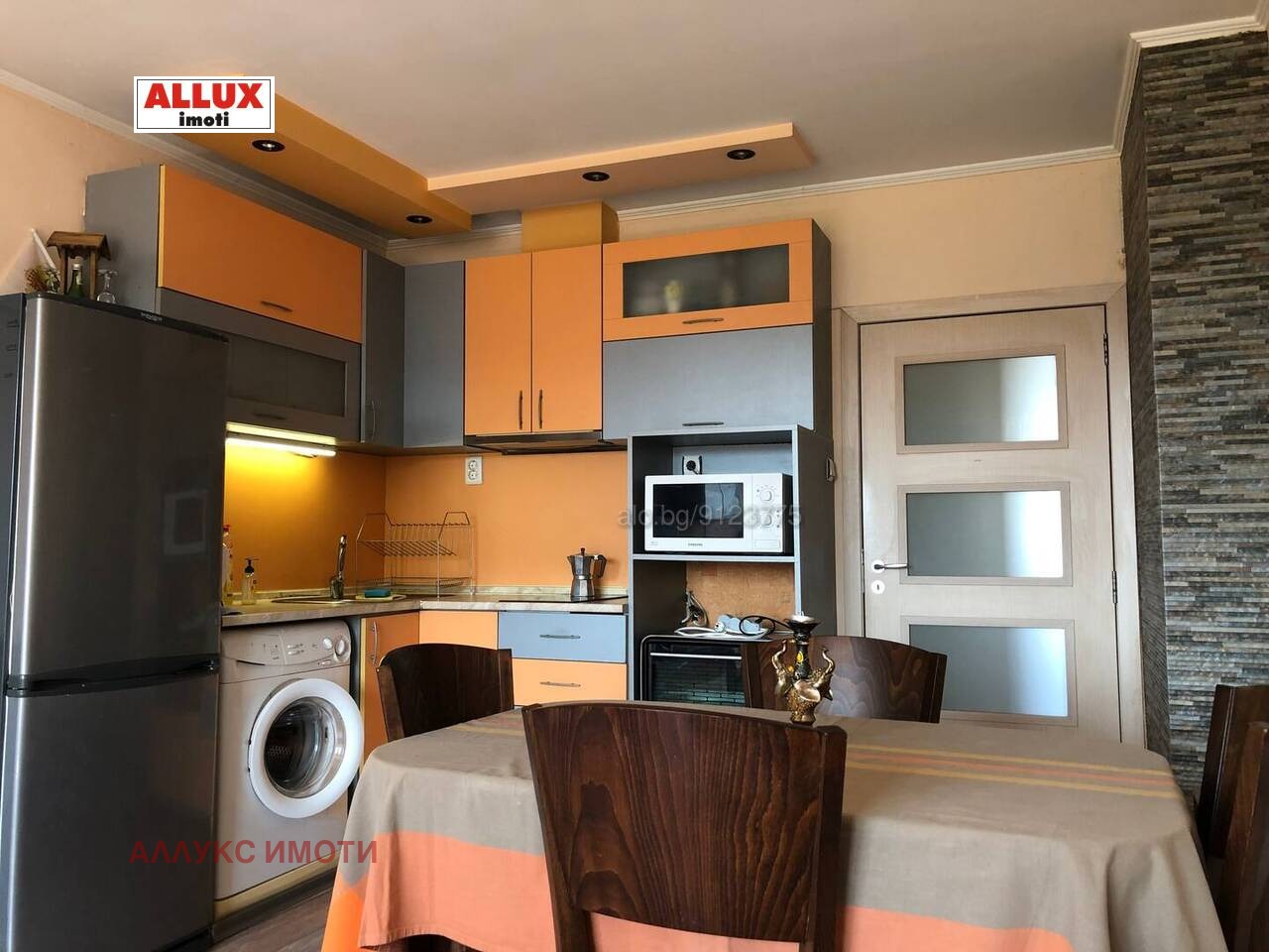 Дава под наем 3-СТАЕН, гр. Русе, Център