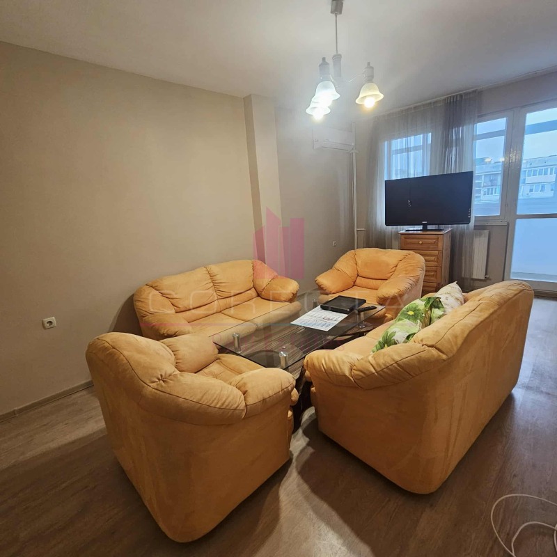 Kiadó  1 hálószoba Ruse , Vazrazsdane , 65 négyzetméter | 42792474