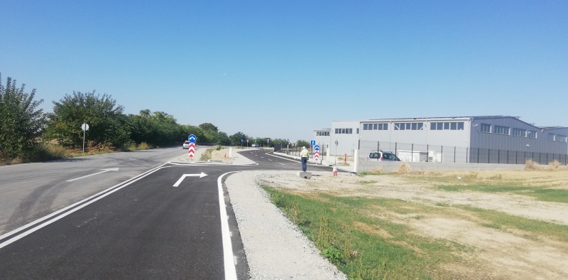 Til leie  Oppbevaring region Plovdiv , Stroevo , 2000 kvm | 35757512 - bilde [4]