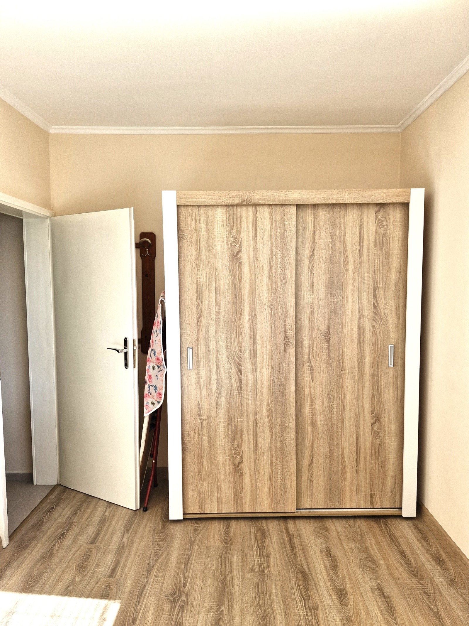 Дава под наем 3-СТАЕН, гр. София, Гео Милев, снимка 4 - Апартаменти - 53621436