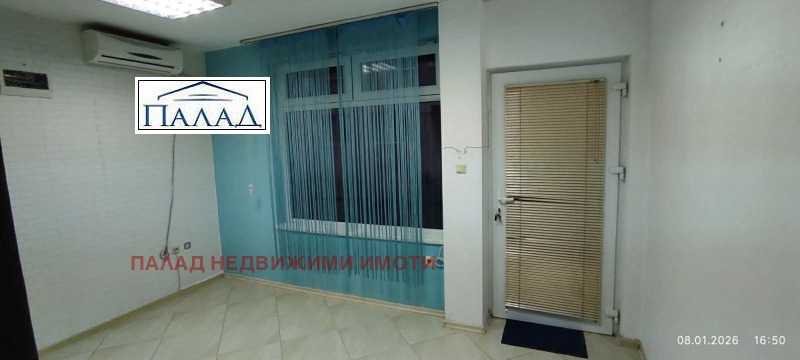 Дава под наем ОФИС, гр. Варна, Колхозен пазар, снимка 4 - Офиси - 53197951
