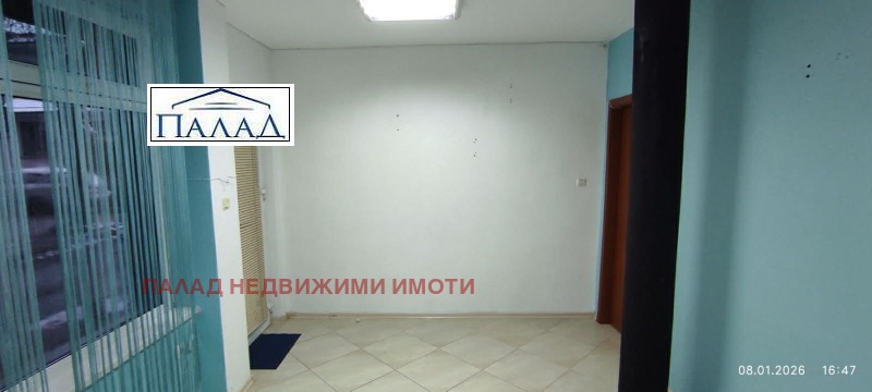 Дава под наем ОФИС, гр. Варна, Колхозен пазар, снимка 2 - Офиси - 53197951