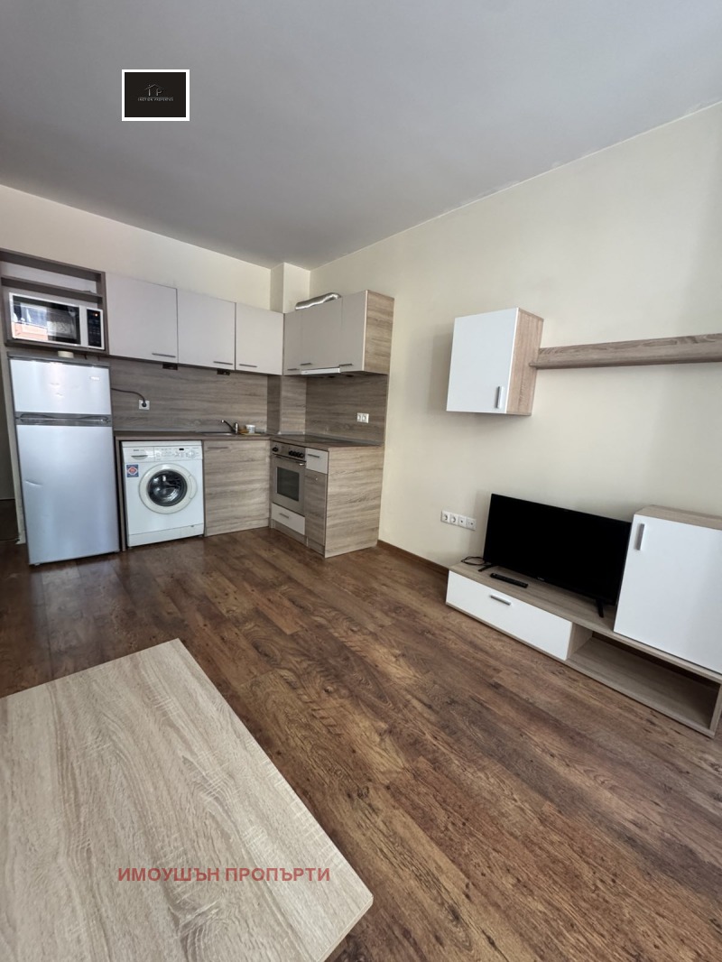 Дава под нем  1-стаен, град София, Студентски град •  375 EUR • ID 78357466 — holmes.bg - [1] 