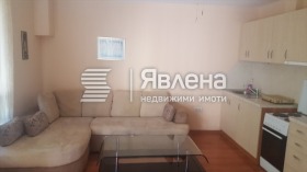 1 chambre Gratska mahala, Varna
