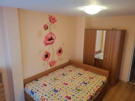 2 slaapkamers Lazur, Burgas 1