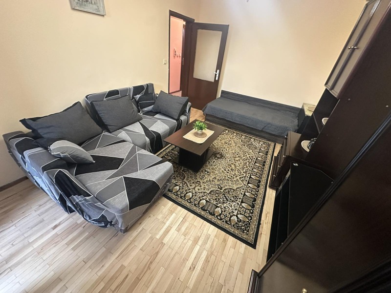 En renta  1 dormitorio Sofia , Lyulin 1 , 70 metros cuadrados | 15806215 - imagen [2]