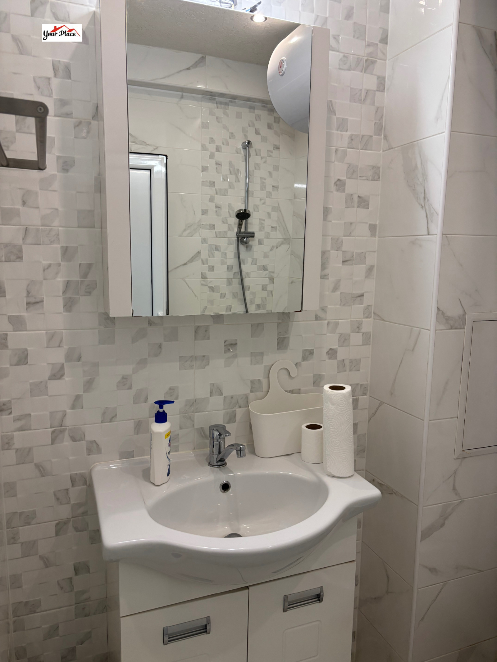 Дава под наем 2-СТАЕН, гр. София, Център, снимка 2 - Апартаменти - 54356298