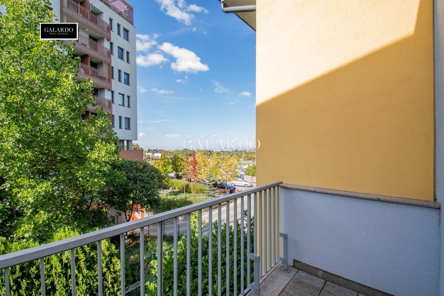Дава под наем КЪЩА, гр. София, Малинова долина, снимка 17 - Къщи - 56321442