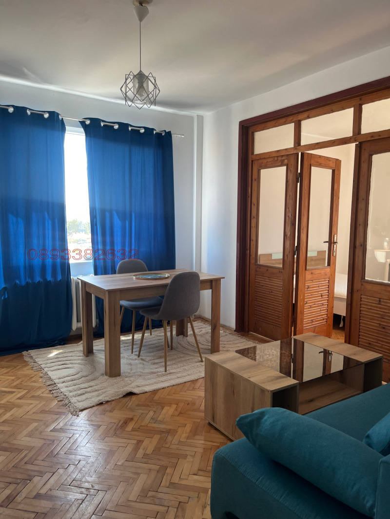 För uthyrning  2 sovrum Vraca , Centar , 85 kvm | 64262357