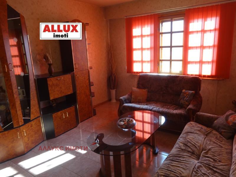 В аренду  2 спальни Русе , Родина 1 , 80 кв.м | 36063655 - изображение [2]