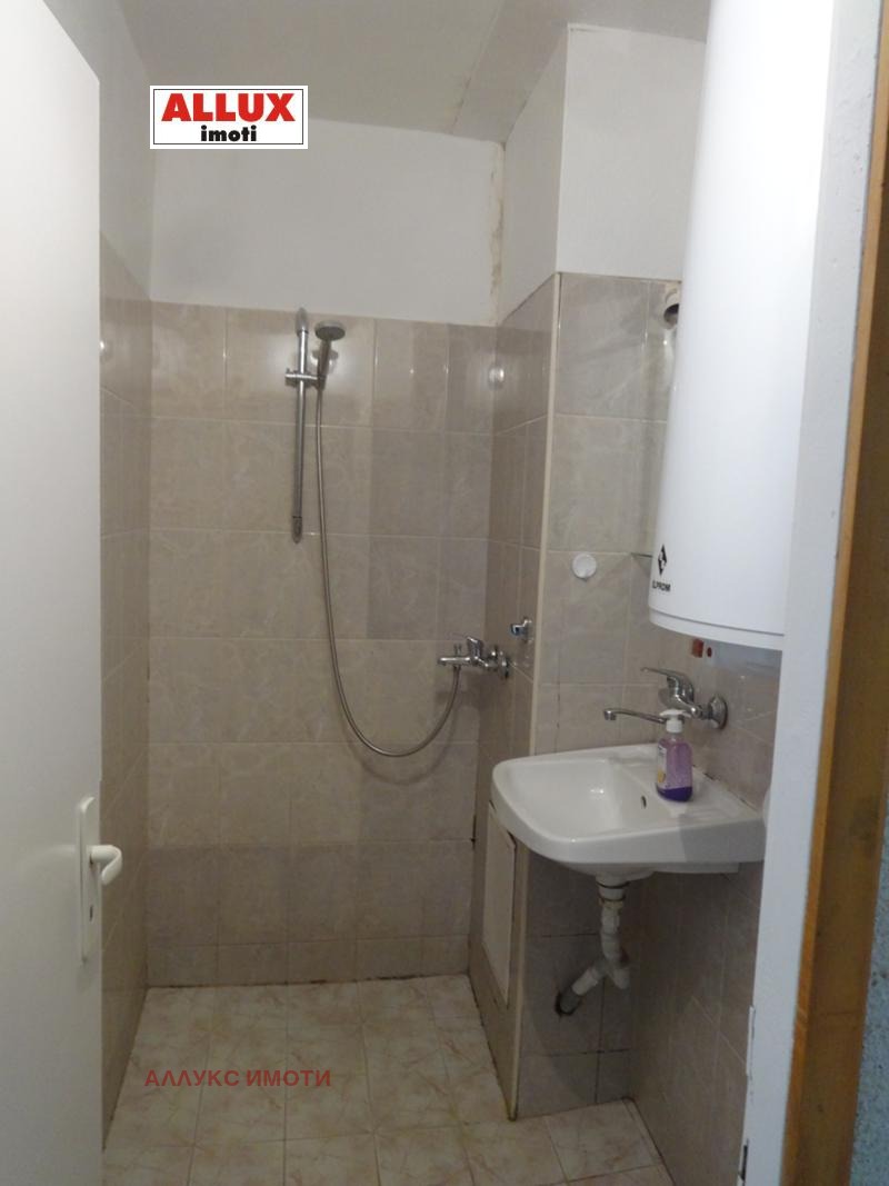 В аренду  2 спальни Русе , Родина 1 , 80 кв.м | 36063655 - изображение [8]