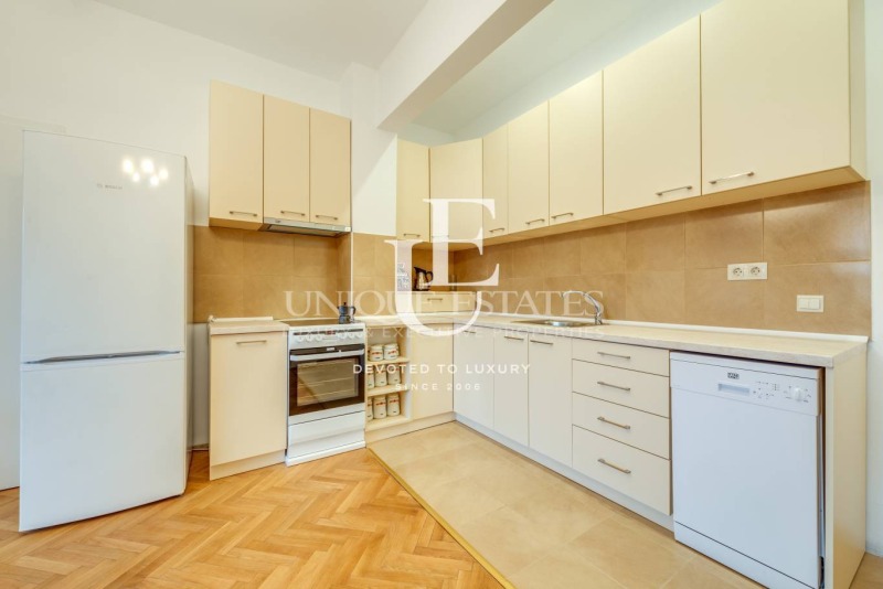 Дава под наем 3-СТАЕН, гр. София, Център, снимка 4 - Апартаменти - 53151862