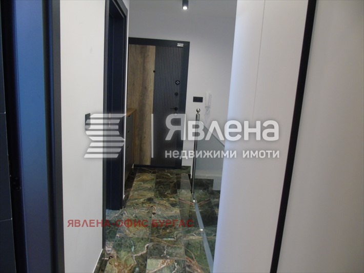 Дава под наем 3-СТАЕН, гр. Бургас, Център, снимка 13 - Апартаменти - 53277083