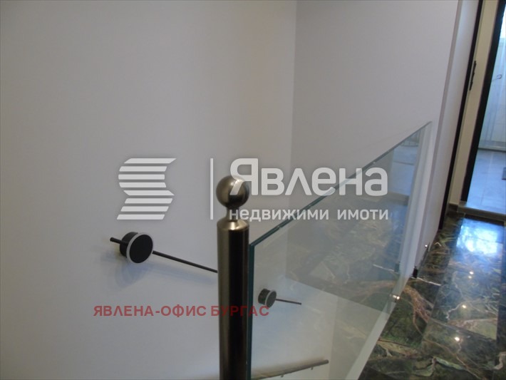 Дава под наем 3-СТАЕН, гр. Бургас, Център, снимка 14 - Апартаменти - 53277083