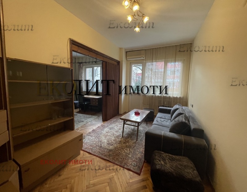 Дава под наем ЕТАЖ ОТ КЪЩА, гр. София, Яворов, снимка 3 - Етаж от къща - 53268324