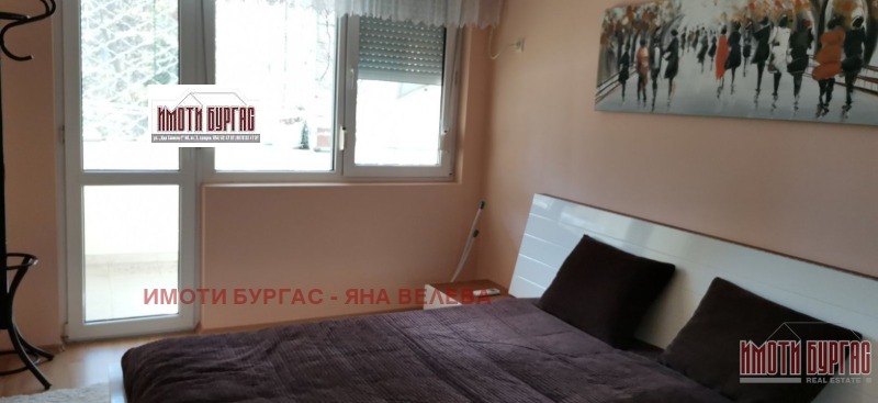 Дава под наем 3-СТАЕН, гр. Бургас, Лазур, снимка 4 - Апартаменти - 52198561