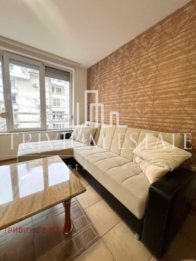 1 dormitor Mladejci Hâlm, Plovdiv