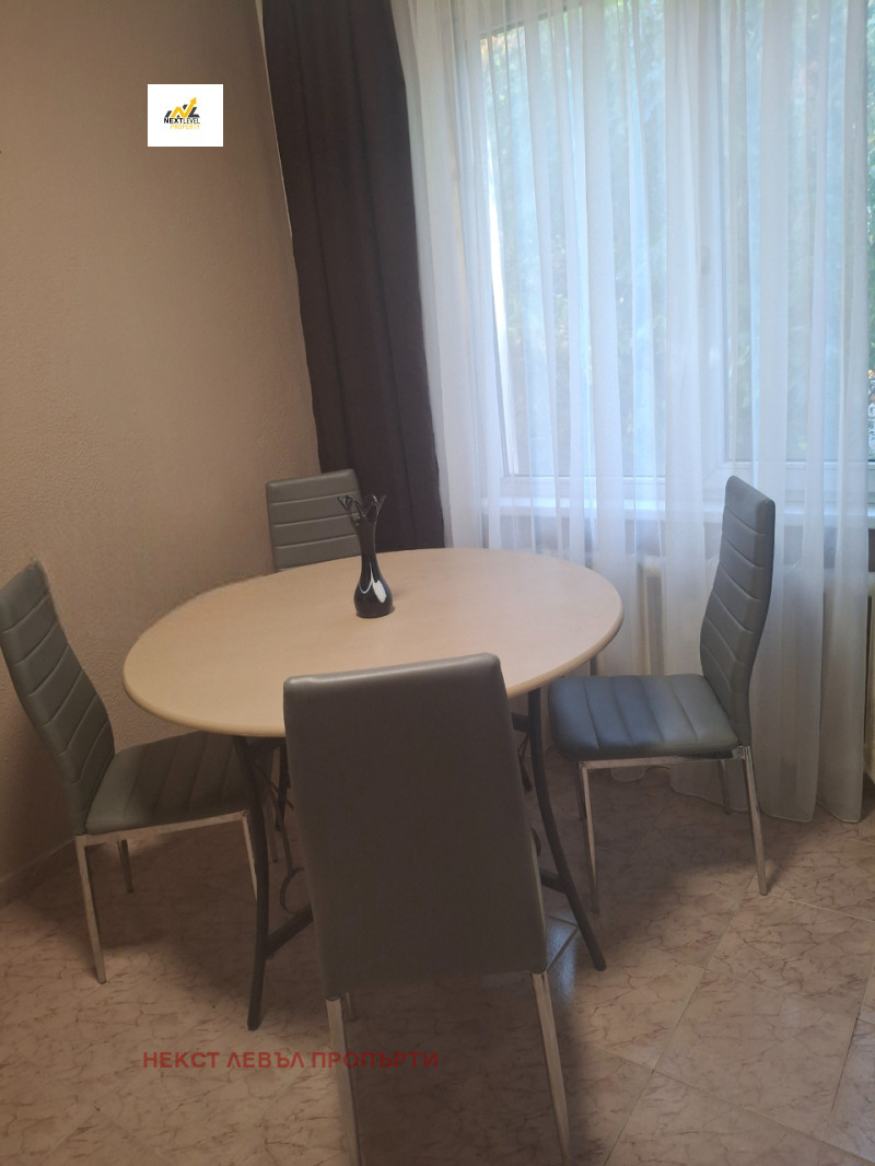 Kiadó  Stúdió Sofia , Medicinska akademija , 57 négyzetméter | 63668512 - kép [5]
