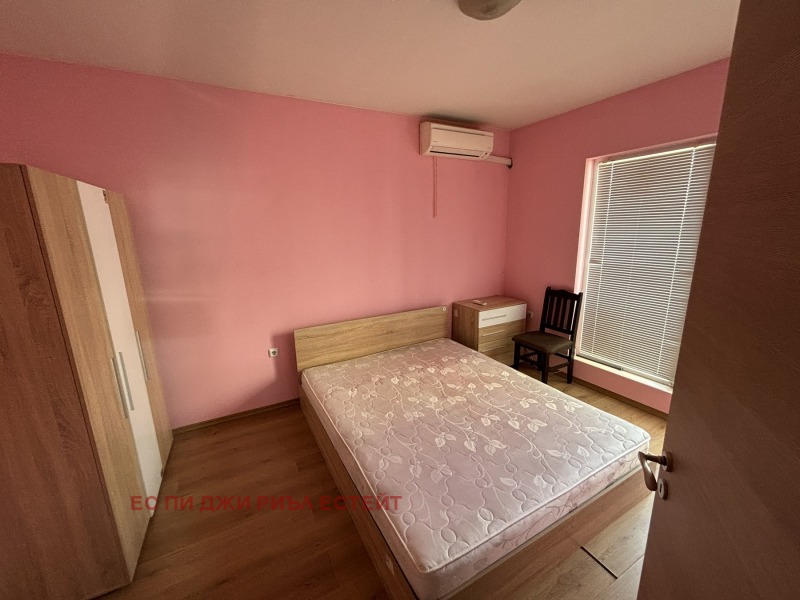Издаје се  2 спаваће собе Софија , Хаджи Димитар , 180 м2 | 73223442 - слика [12]