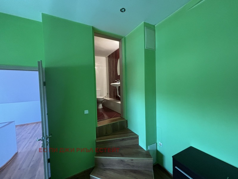 Издаје се  2 спаваће собе Софија , Хаджи Димитар , 180 м2 | 73223442 - слика [15]