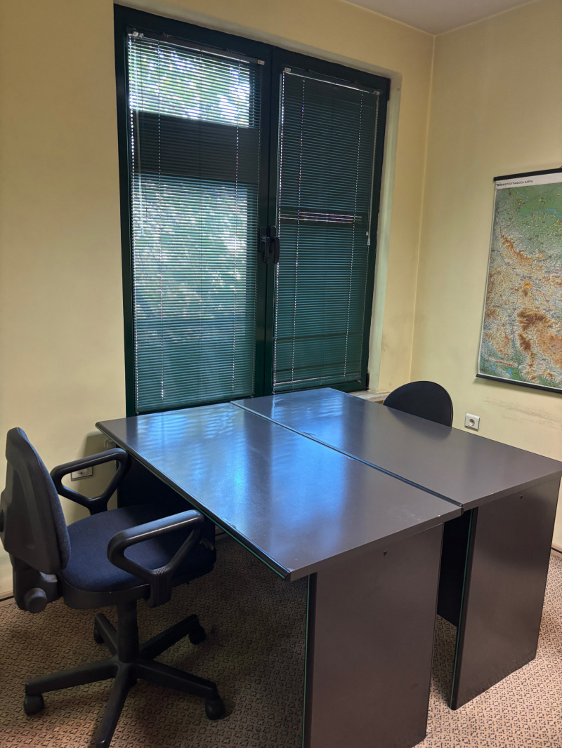 A louer  Bureau Stara Zagora , Tsentar , 70 m² | 96026404