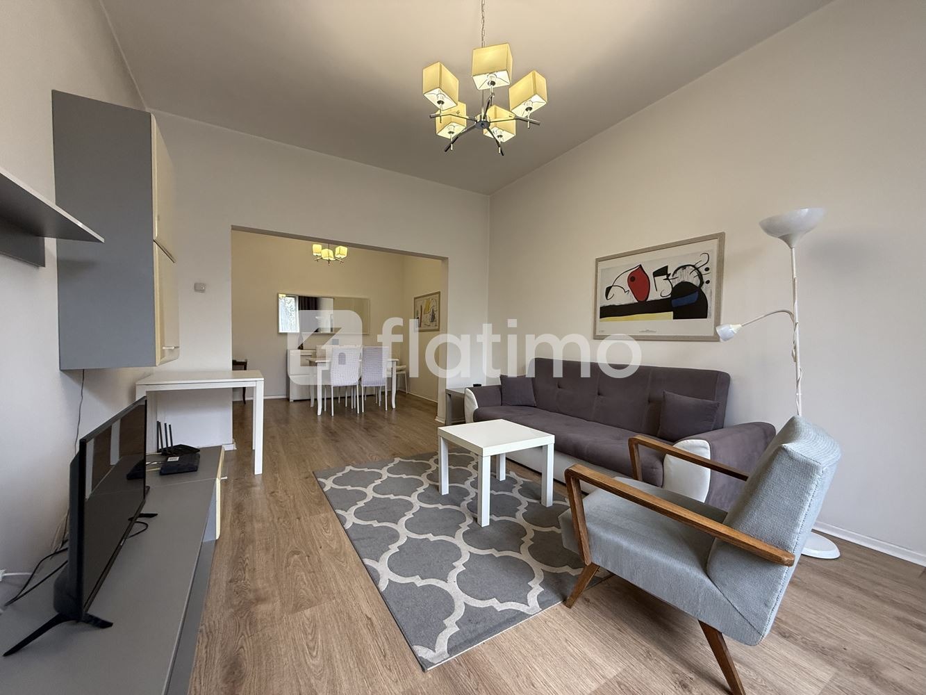 Дава под наем 2-СТАЕН, гр. София, Център, снимка 2 - Апартаменти - 53886113