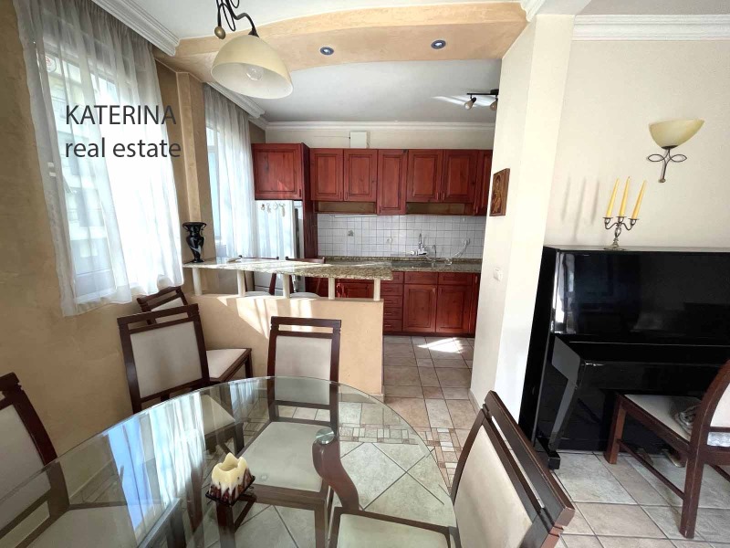 Te huur  2 slaapkamers Sofia , Lagera , 108 m² | 50037725
