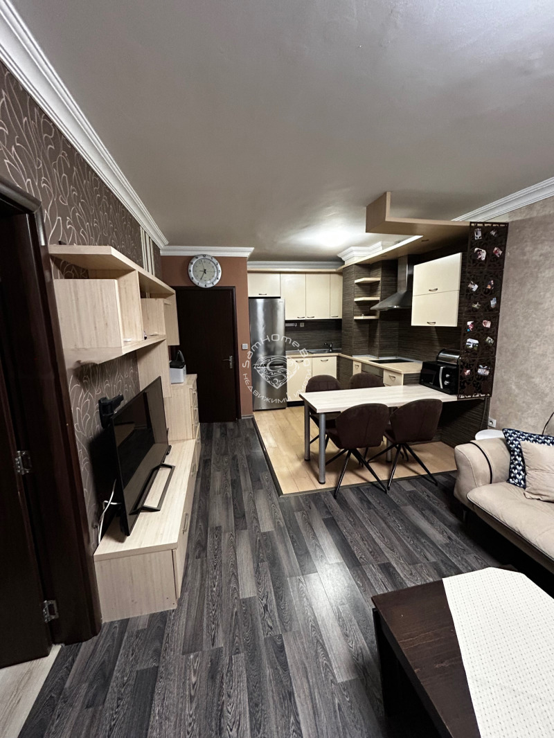 En renta  2 dormitorios Varna , Vazrazhdane 1 , 80 metros cuadrados | 40148785