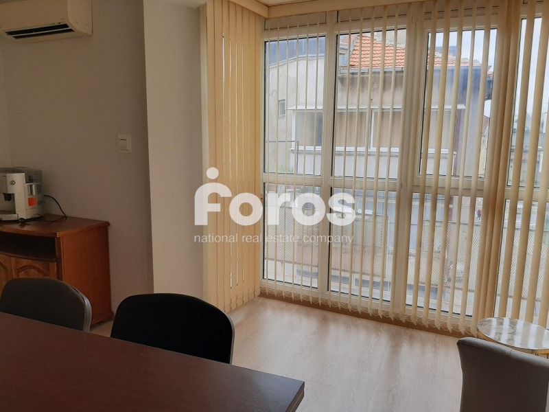 Дава под наем  Офис град Бургас , Център , 50 кв.м | 37857392 - изображение [4]